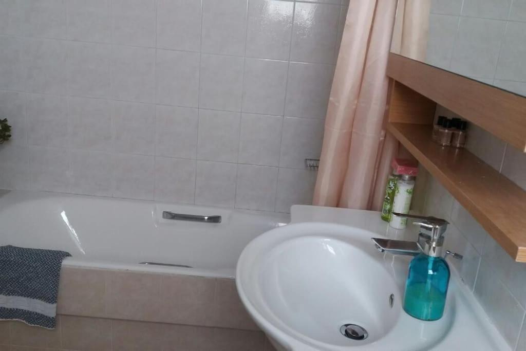 Appartement 03 - Apt In The Heart Of The City - *